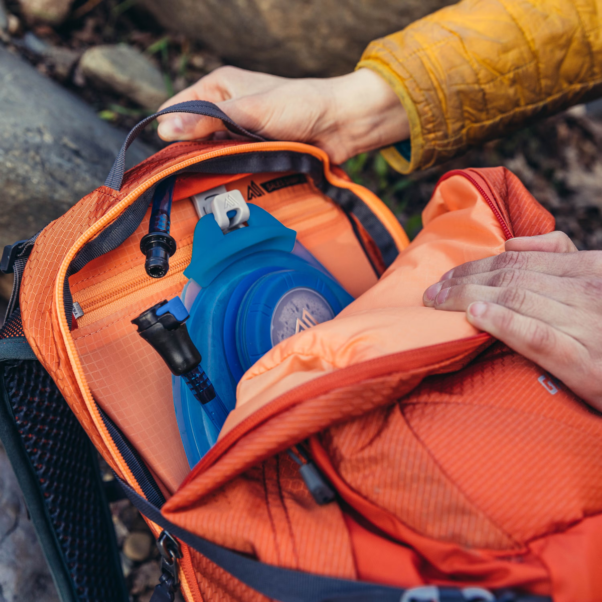 Mochila Gregory Juno 30 H2o Mujer | 30 Litros | Con Sistema De Hidratación De 3 Litros